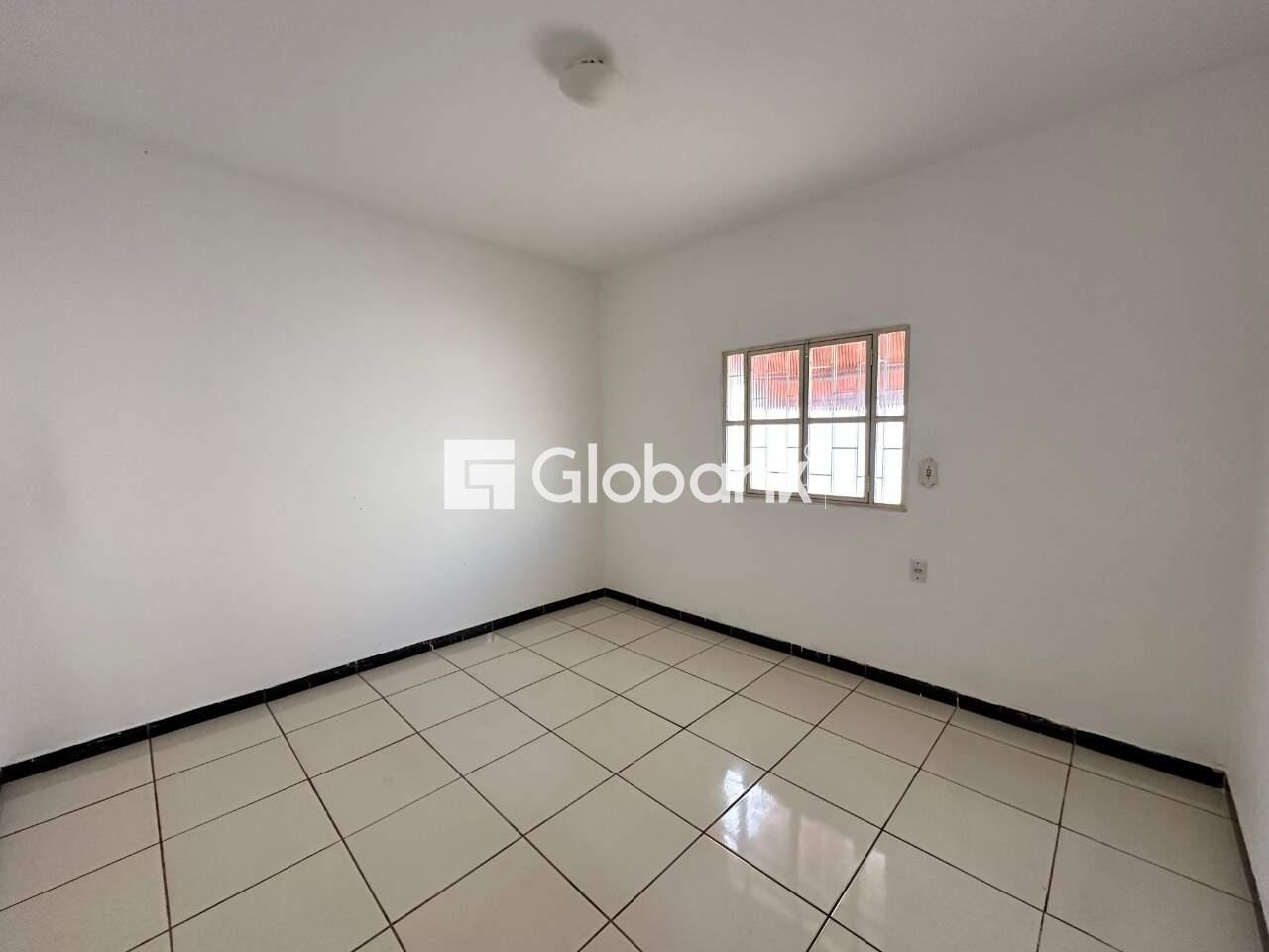 Casa 3 quartos para aluguel Jardim Primavera 120m² Montes Claros MG: Quarto3