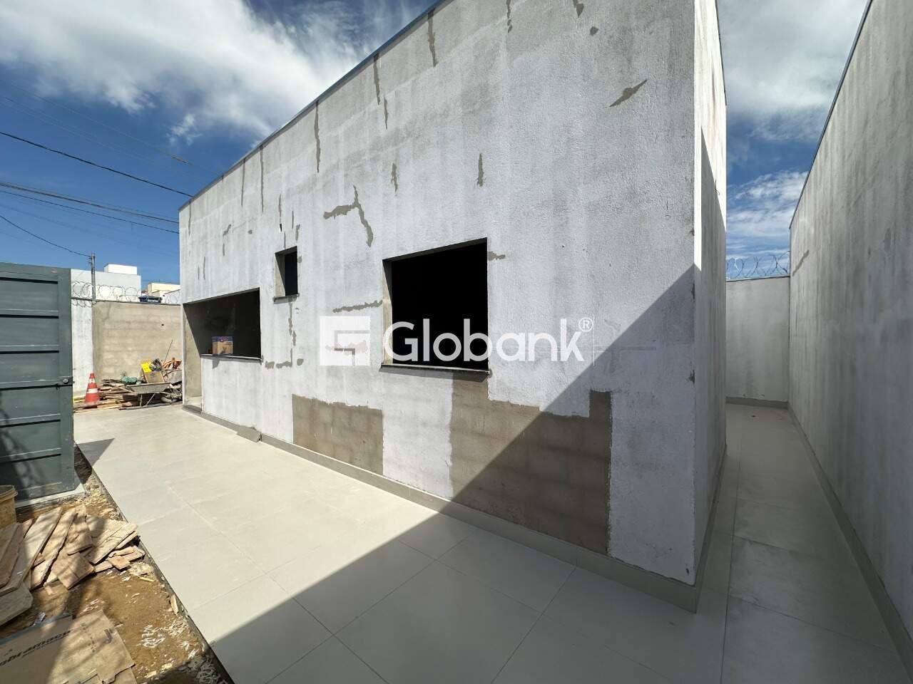 Casa 3 quartos à venda Jardim Olímpico 63m² Montes Claros MG: Quintal