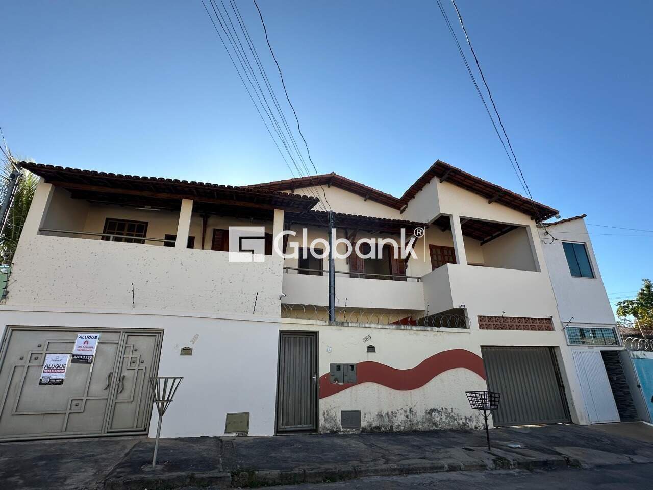 Casa 3 quartos para aluguel Vila Mauricéia 180m² Montes Claros MG: Fachada