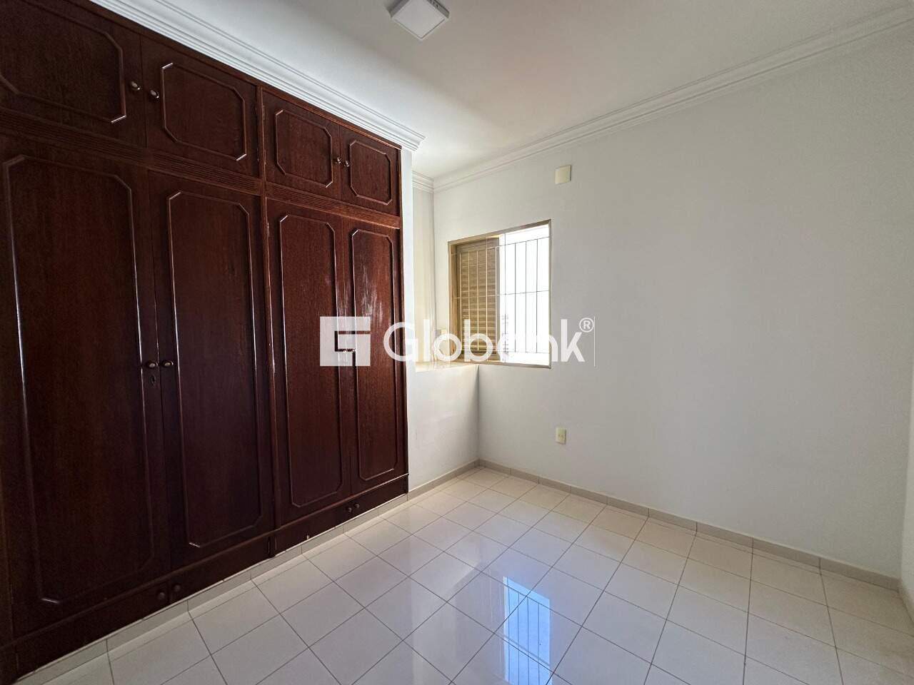 Casa 3 quartos para aluguel Vila Mauricéia 180m² Montes Claros MG: Quarto2
