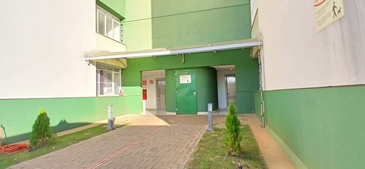 Apartamento 2 quartos para aluguel Planalto 45m² Montes Claros MG: Entrada do pr dio