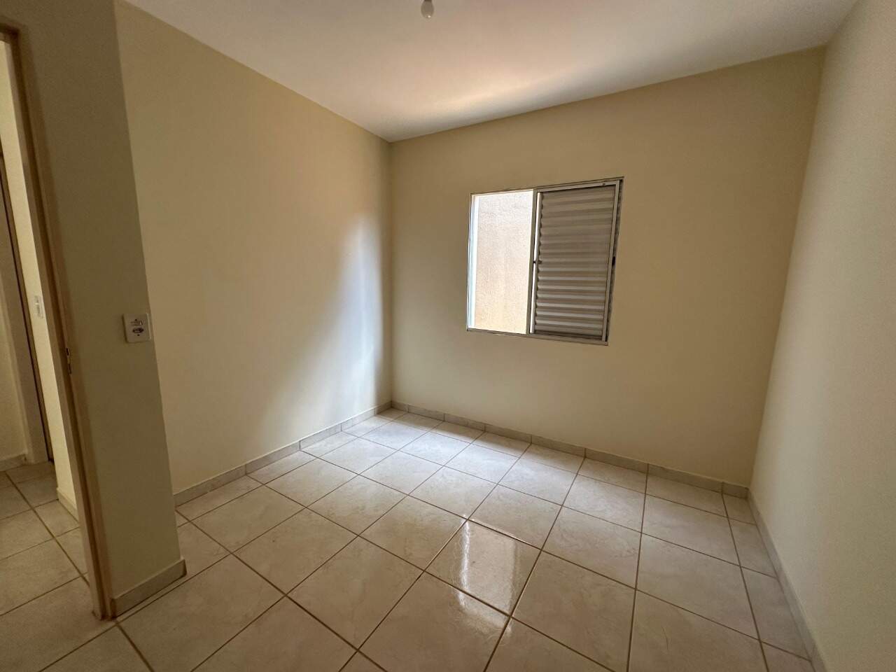 Casa 2 quartos para aluguel Loteamento Novo Jaraguá 60m² Montes Claros MG: Quarto
