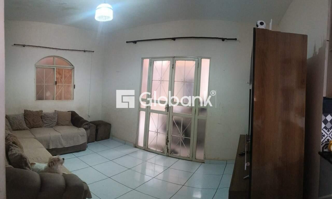 Casa 3 quartos à venda Vila Sion 0m² Montes Claros MG: 