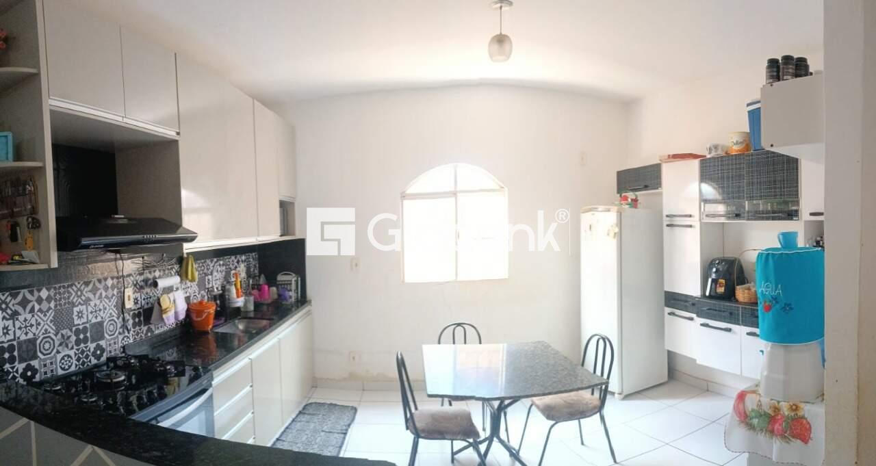 Casa 3 quartos à venda Vila Sion 0m² Montes Claros MG: 