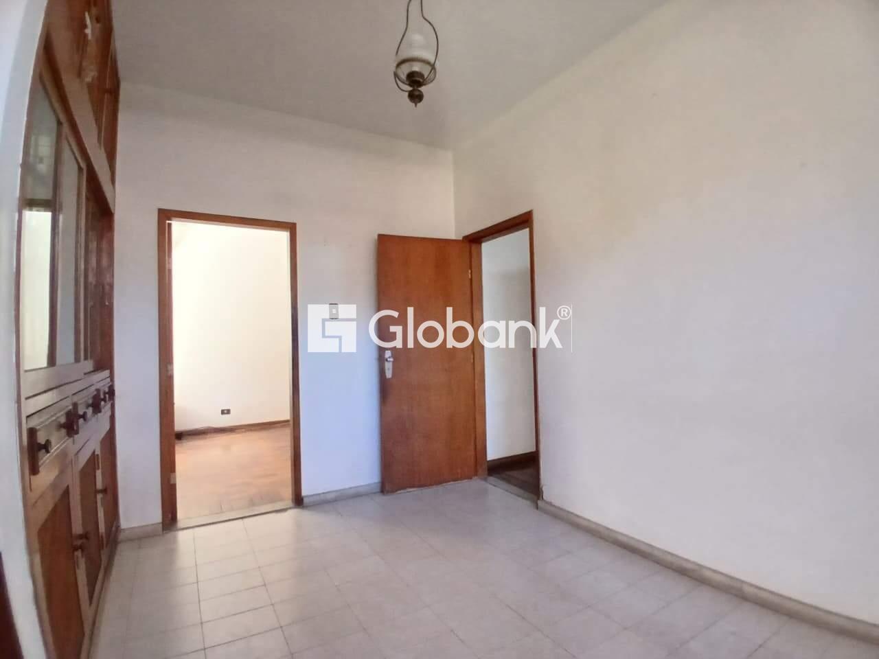 Casa 5 quartos para aluguel Centro 600m² Montes Claros MG: Sala