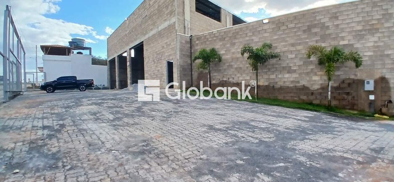 Galpão para aluguel Santa Rafaela 770m² Montes Claros MG: Frente