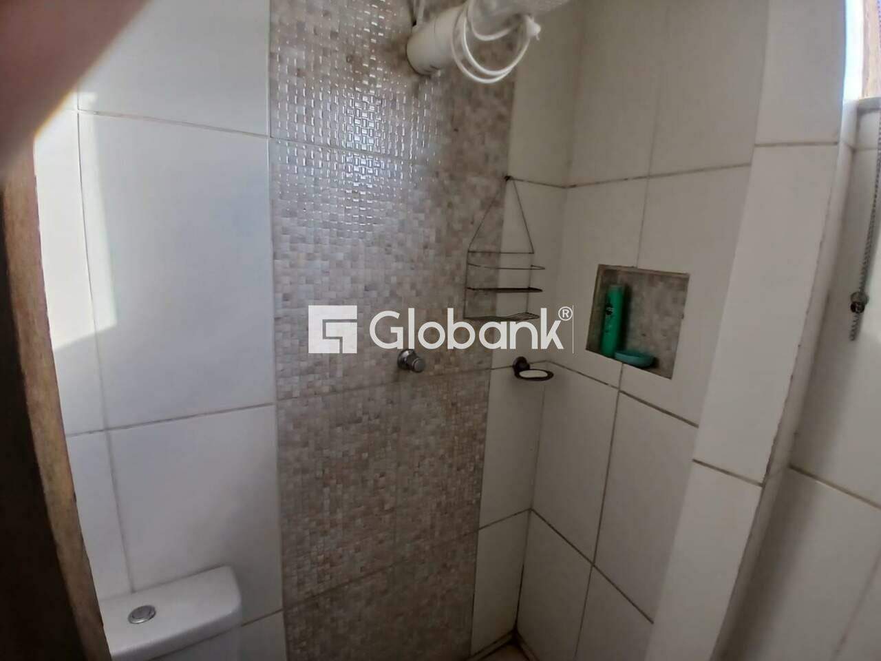 Sobrado 3 quartos à venda Funcionários 200m² Montes Claros MG: Banheiro