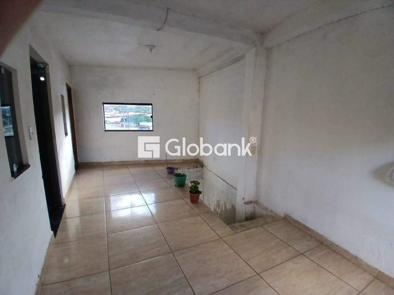 Sobrado 3 quartos à venda Funcionários 200m² Montes Claros MG: 