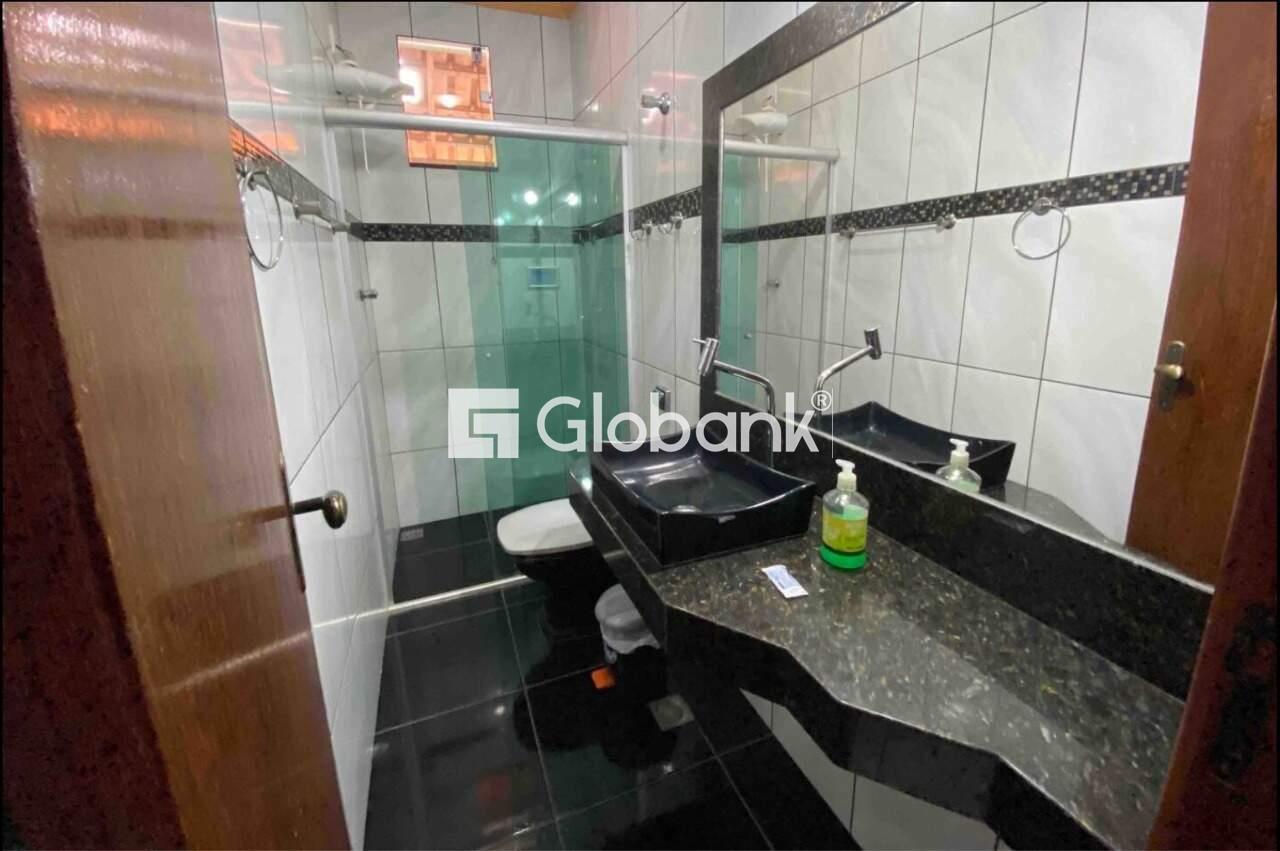 Casa 4 quartos à venda José Correia Machado 180m² Montes Claros MG: 