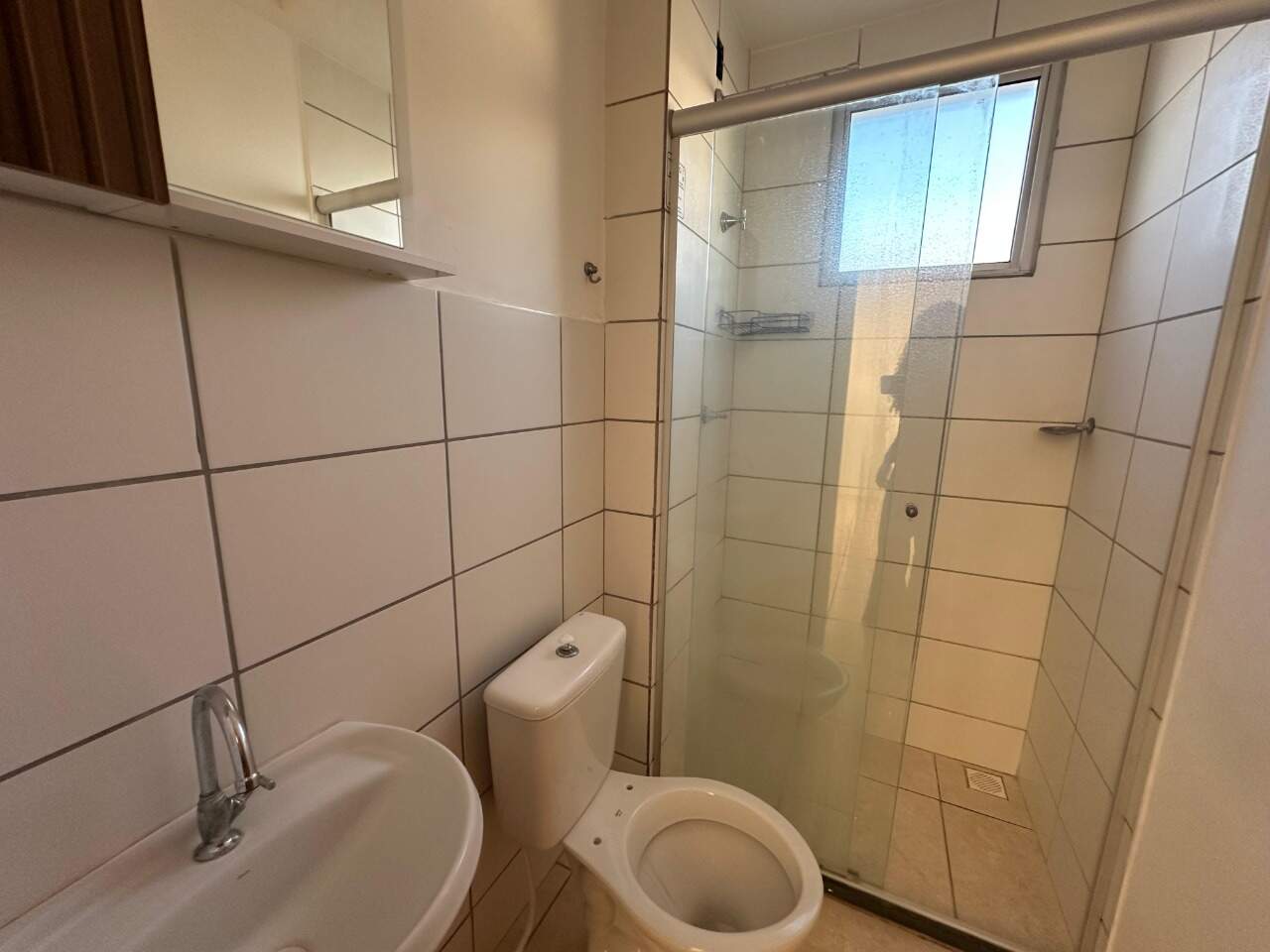 Apartamento 2 quartos para aluguel Belvedere 50m² Montes Claros MG: Banheiro social
