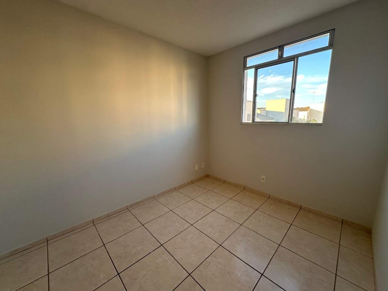 Apartamento 2 quartos para aluguel Belvedere 50m² Montes Claros MG: Quarto