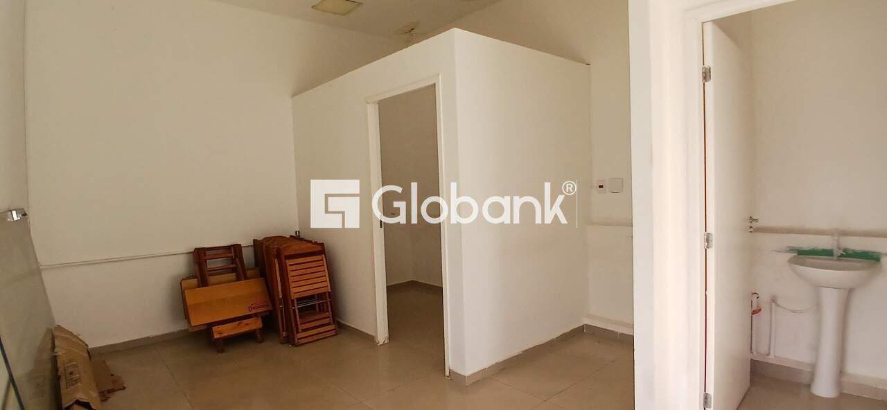 Ponto comercial para aluguel Jardim São Luiz 25m² Montes Claros MG: Interior