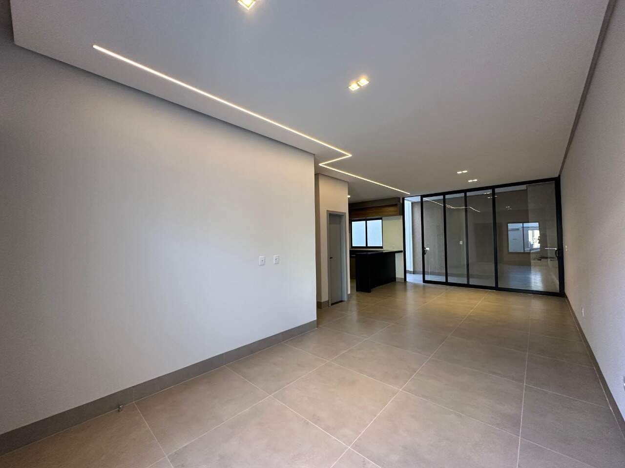 Casa 3 quartos à venda Ibituruna 170m² Montes Claros MG: Sala1