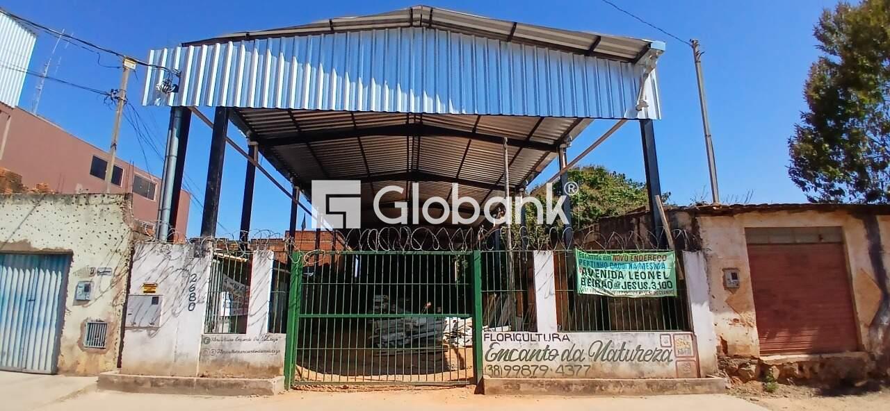Galpão para aluguel João Alves 500m² Montes Claros MG: Fachada