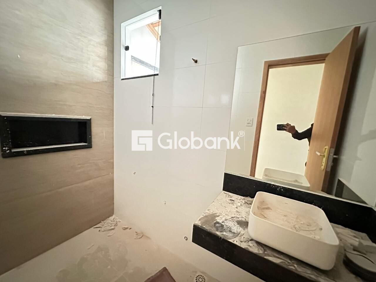 Casa 2 quartos à venda Jardim Olímpico 45m² Montes Claros MG: Banheiro social