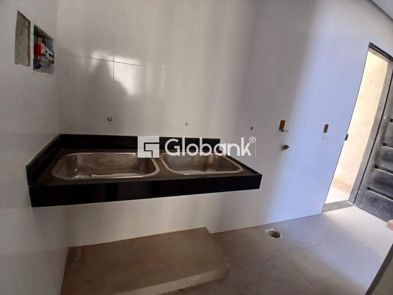 Casa 3 quartos à venda Ibituruna 200m² Montes Claros MG: 