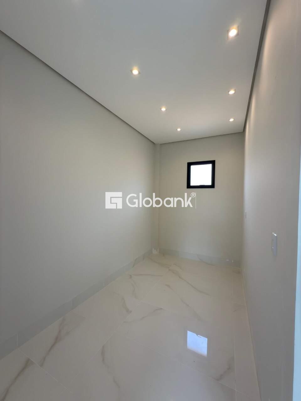 Casa 3 quartos à venda Ibituruna 190,34m² Montes Claros MG: 