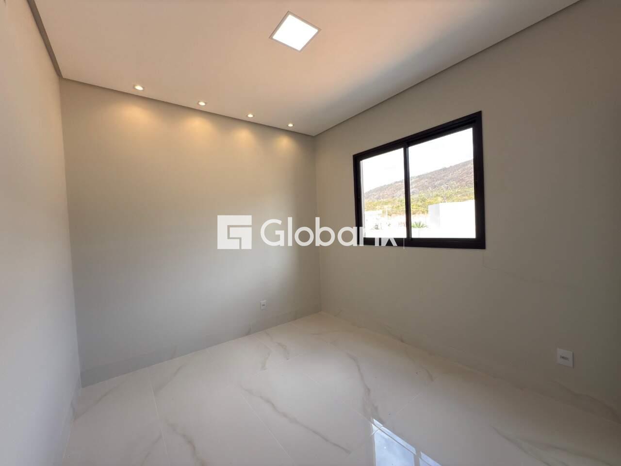 Casa 3 quartos à venda Ibituruna 190,34m² Montes Claros MG: 