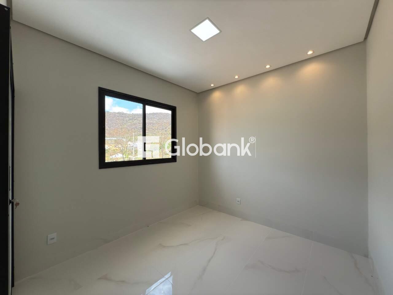 Casa 3 quartos à venda Ibituruna 190,34m² Montes Claros MG: 