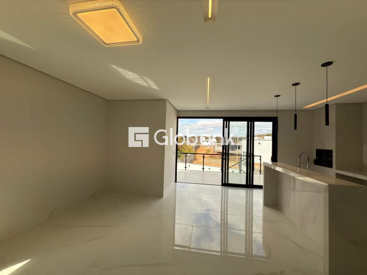 Casa 3 quartos à venda Ibituruna 190,34m² Montes Claros MG: 