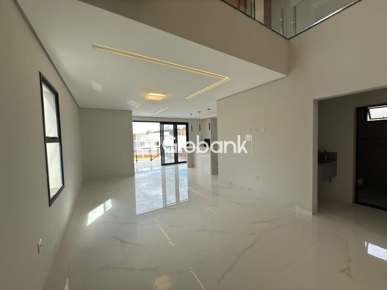 Casa 3 quartos à venda Ibituruna 190,34m² Montes Claros MG: 