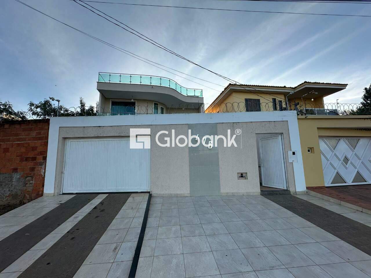 Casa 3 quartos para aluguel Interlagos 200m² Montes Claros MG: Fachada
