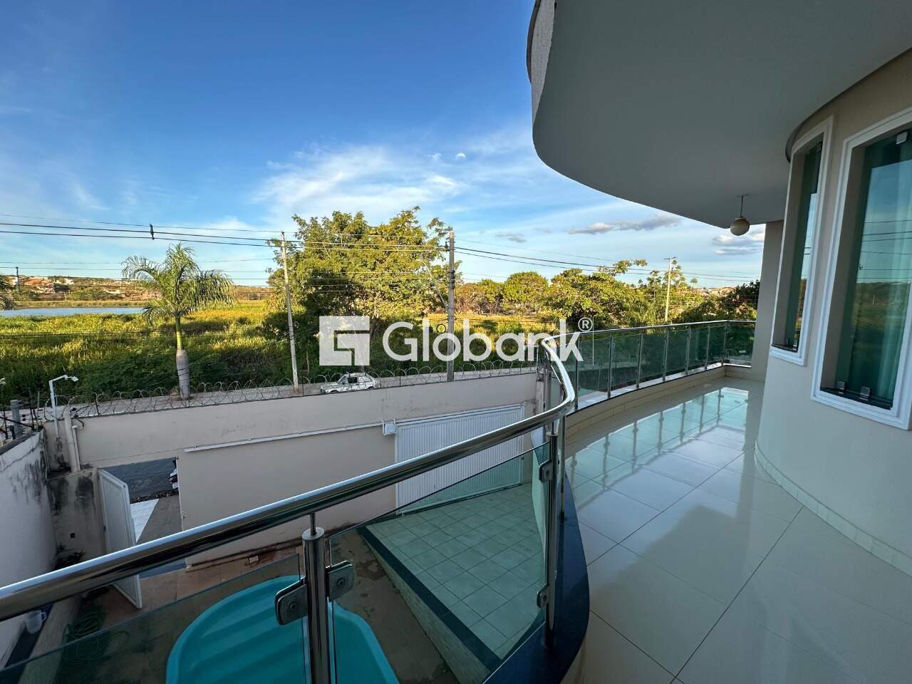 Casa 3 quartos para aluguel Interlagos 200m² Montes Claros MG: Sacada