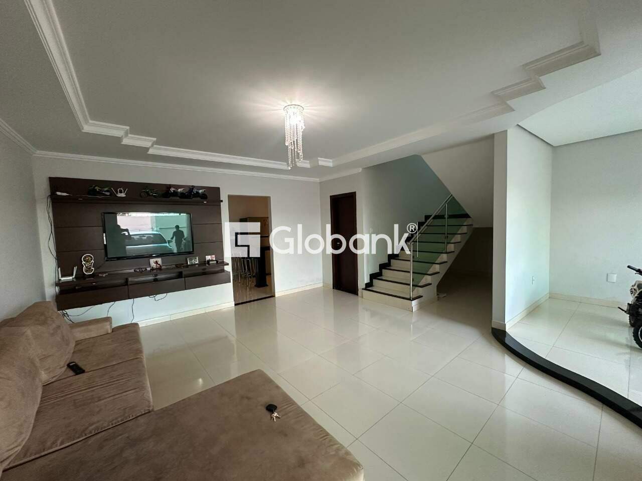 Casa 3 quartos para aluguel Interlagos 200m² Montes Claros MG: Sala