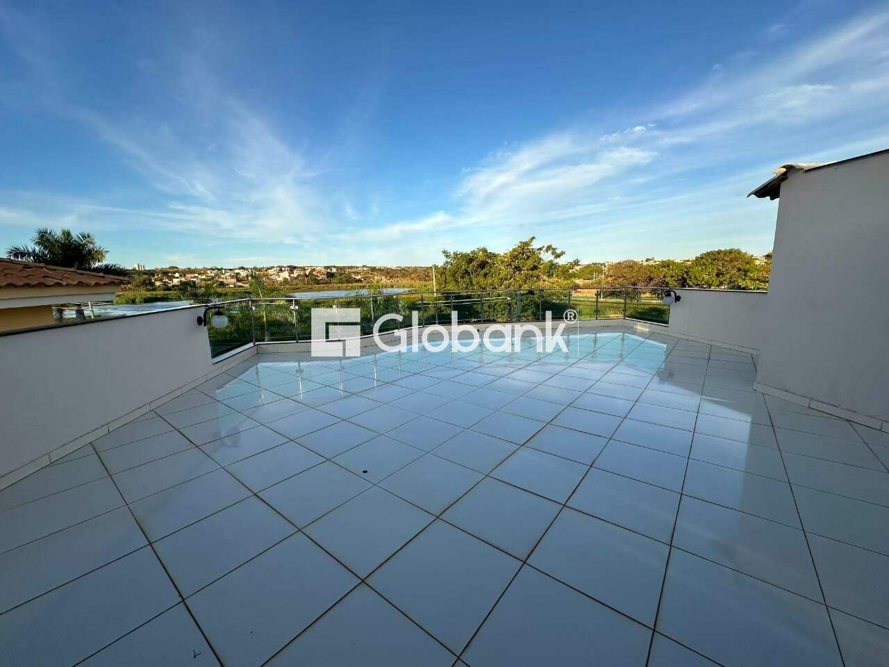 Casa 3 quartos para aluguel Interlagos 200m² Montes Claros MG: Terra o