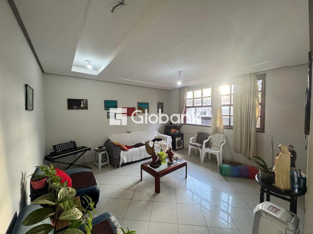 Casa 4 quartos à venda Jardim São Luiz 227m² Montes Claros MG: 