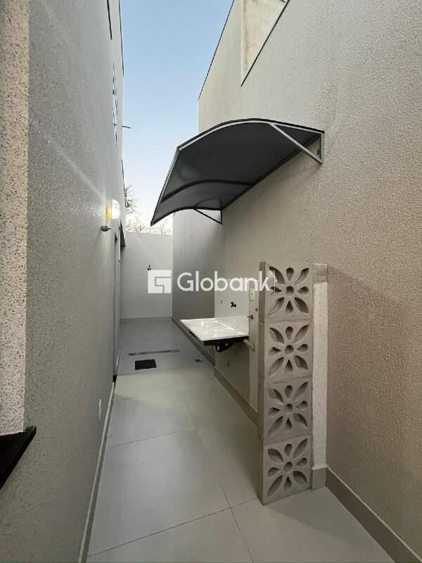 Casa 3 quartos à venda Jardim Palmeiras 130m² Montes Claros MG: 