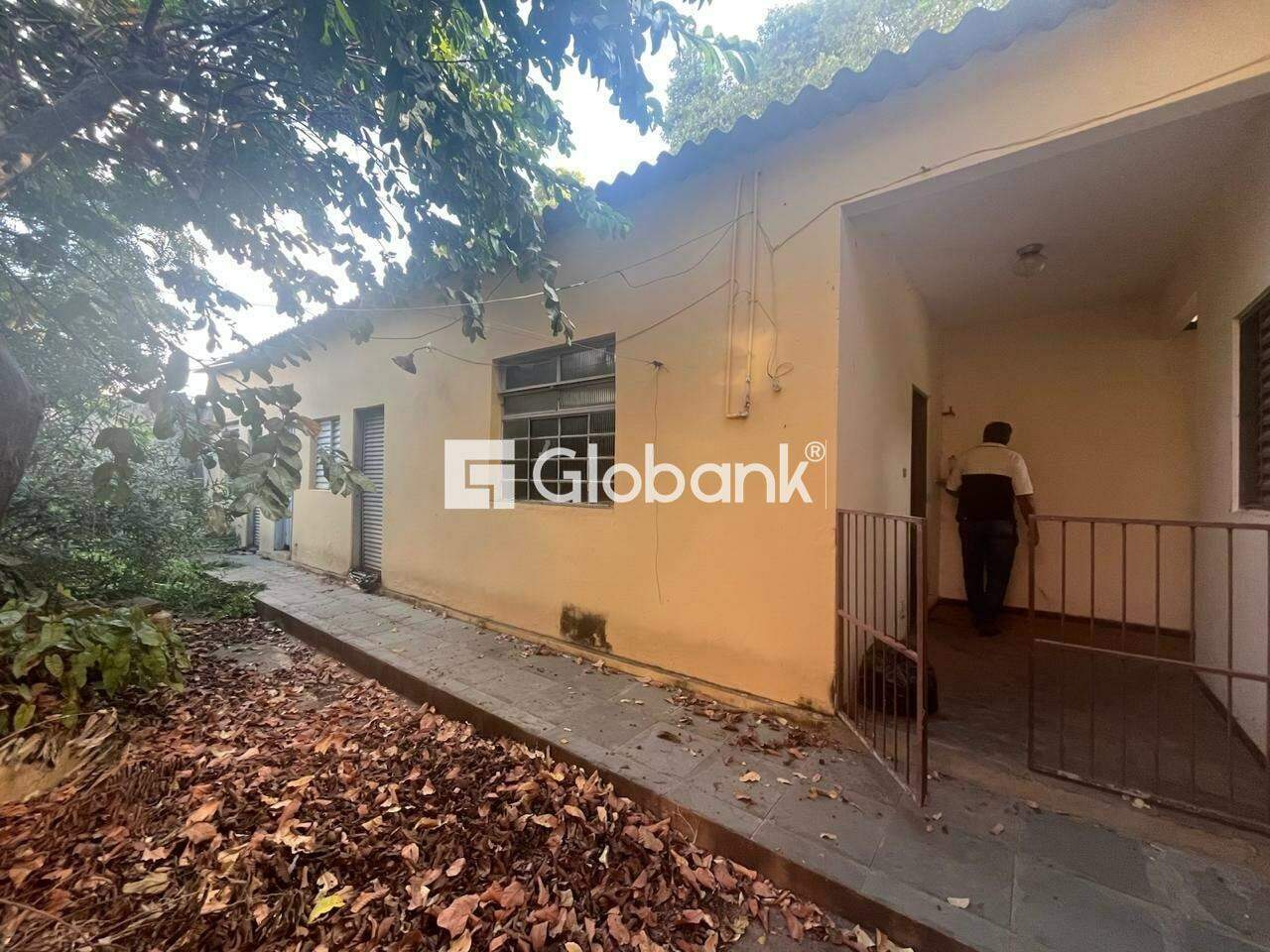 Terreno à venda Funcionários 0m² Montes Claros MG: