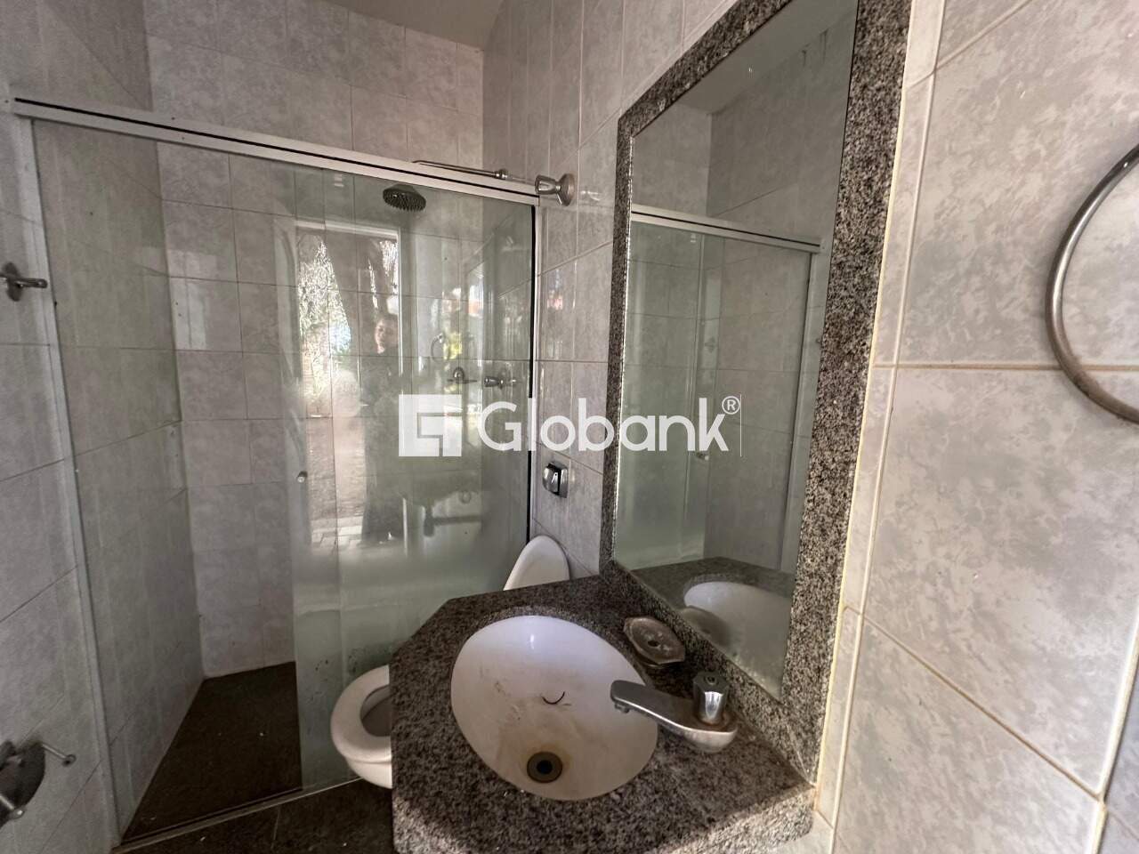 Casa 5 quartos para aluguel Jardim São Luiz 720m² Montes Claros MG: Banheiro social