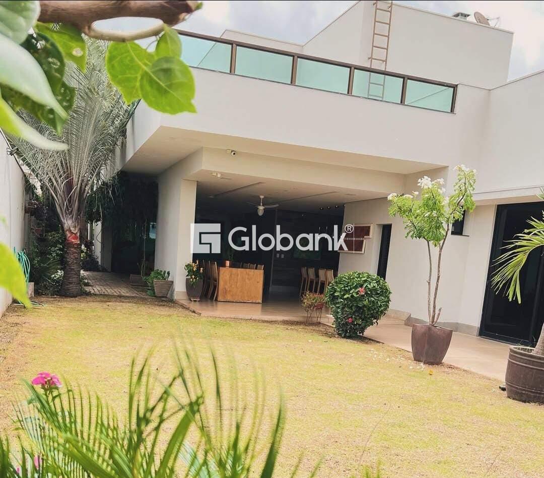 Casa em condomínio 5 quartos à venda Gran Royalle Pirâmide 550m² Montes Claros MG: 