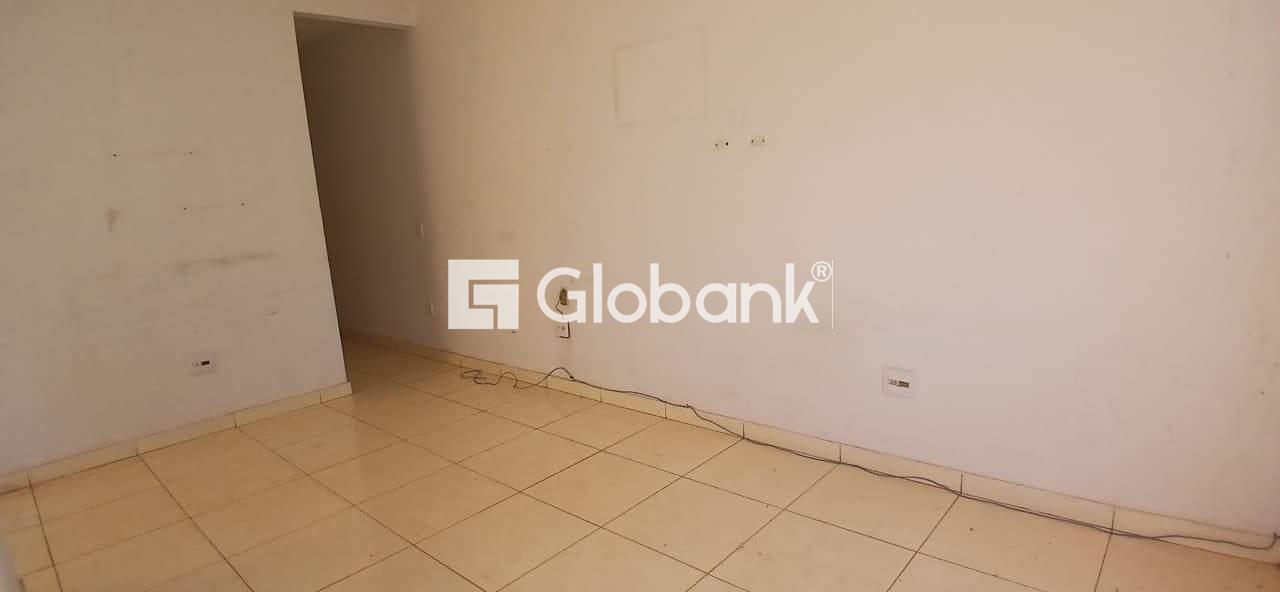 Casa 2 quartos para aluguel Nova Suiça 80m² Montes Claros MG: Sala...