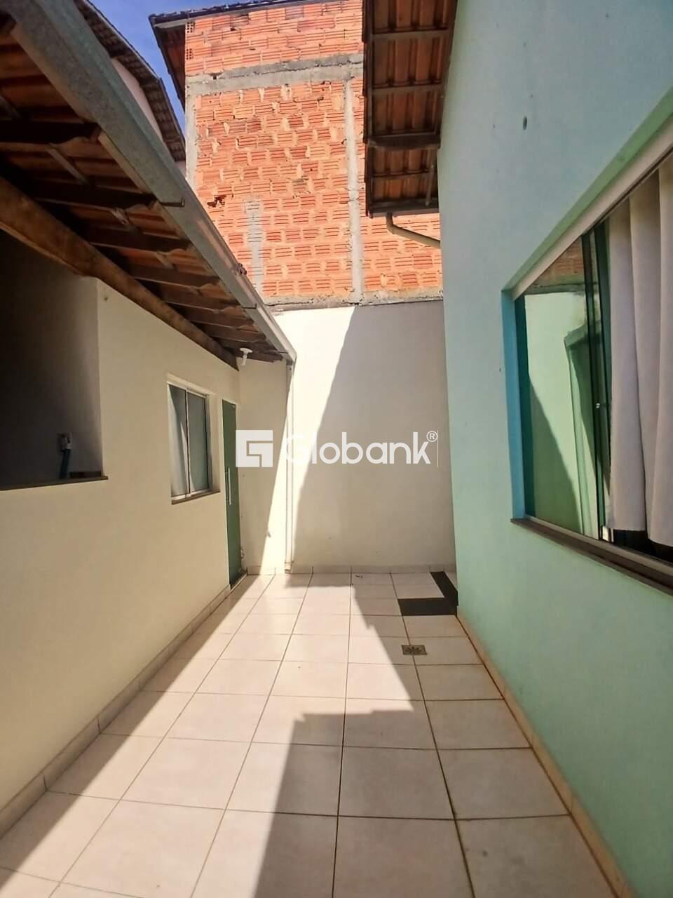 Casa 3 quartos à venda Vila Regina 200m² Montes Claros MG: 