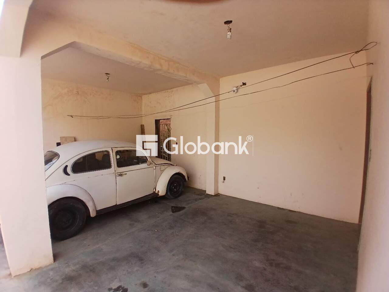 Casa 8 quartos à venda Cidade Nova 140,56m² Montes Claros MG: 