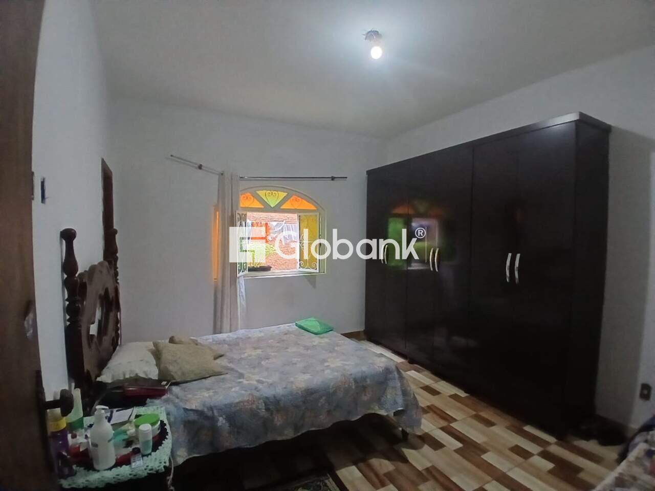 Casa 8 quartos à venda Cidade Nova 140,56m² Montes Claros MG: 