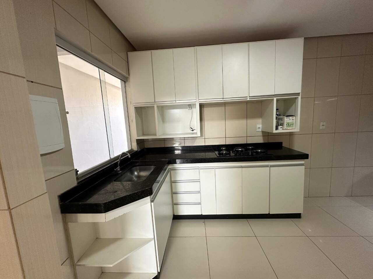 Casa 3 quartos para aluguel Interlagos 110m² Montes Claros MG: Cozinha