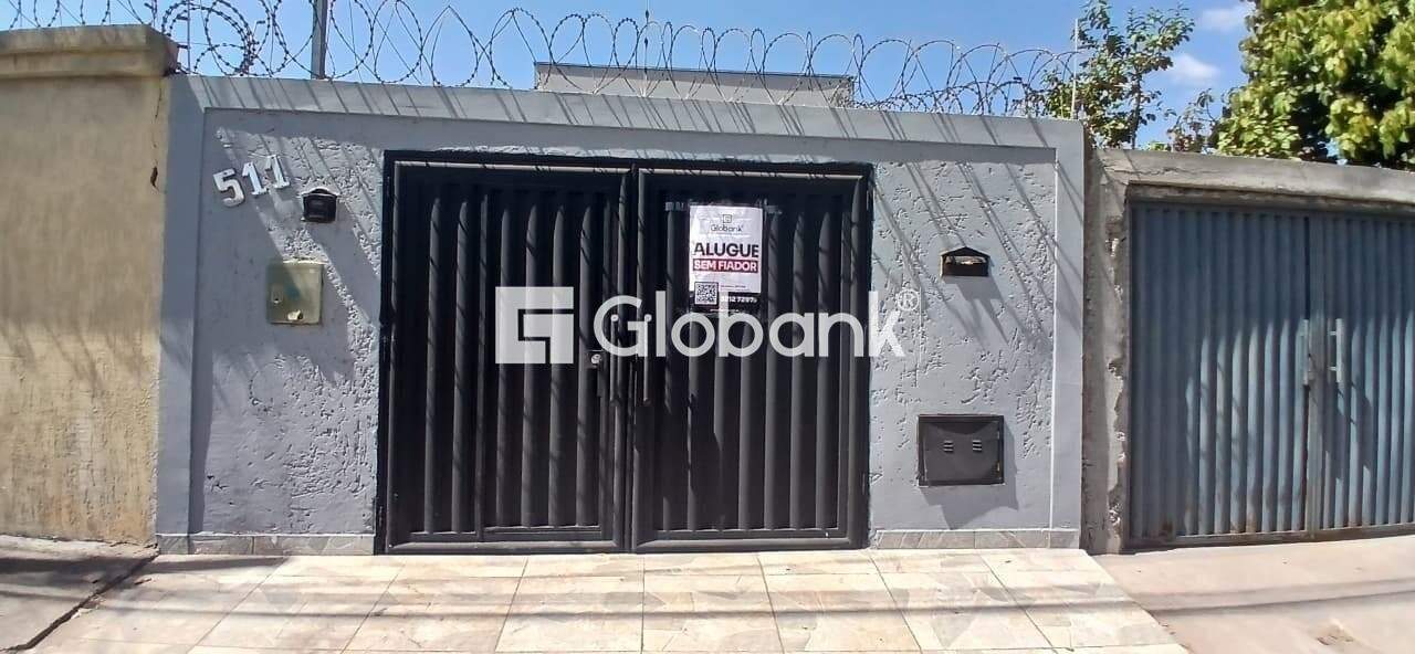 Casa 3 quartos à venda Nossa Senhora de Fátima 90m² Montes Claros MG: Fachada