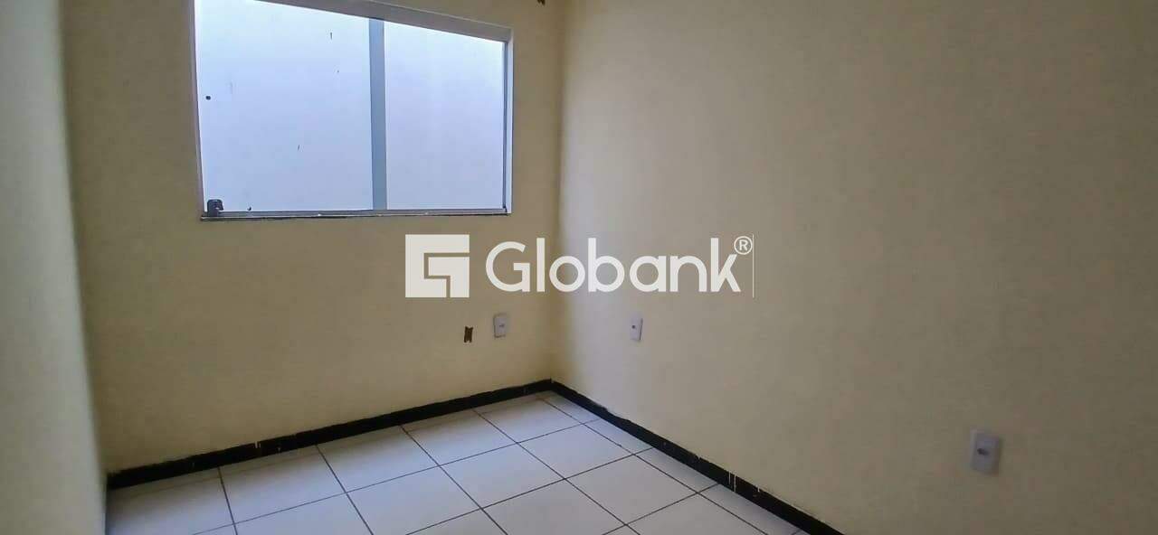 Casa 3 quartos à venda Nossa Senhora de Fátima 90m² Montes Claros MG: Quarto 1