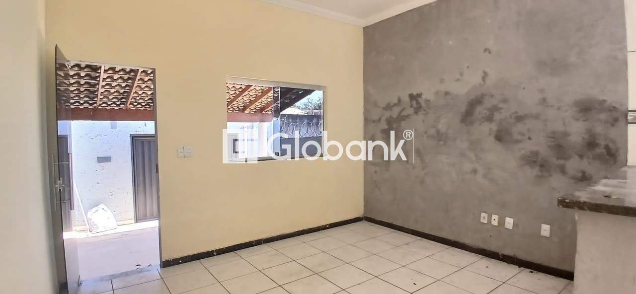 Casa 3 quartos à venda Nossa Senhora de Fátima 90m² Montes Claros MG: Sala