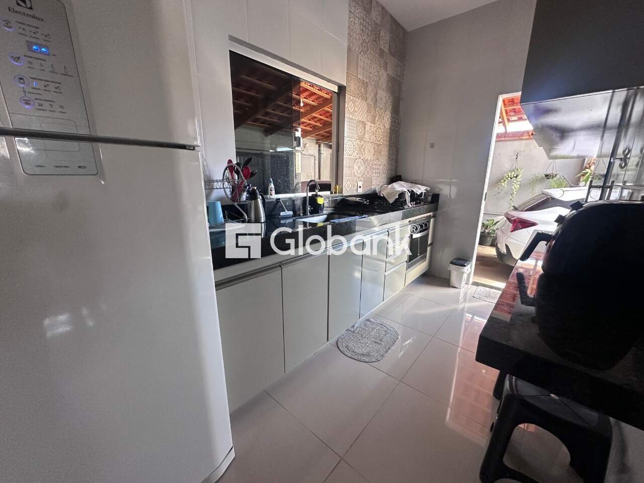 Casa 3 quartos à venda Canelas II 80m² Montes Claros MG: 