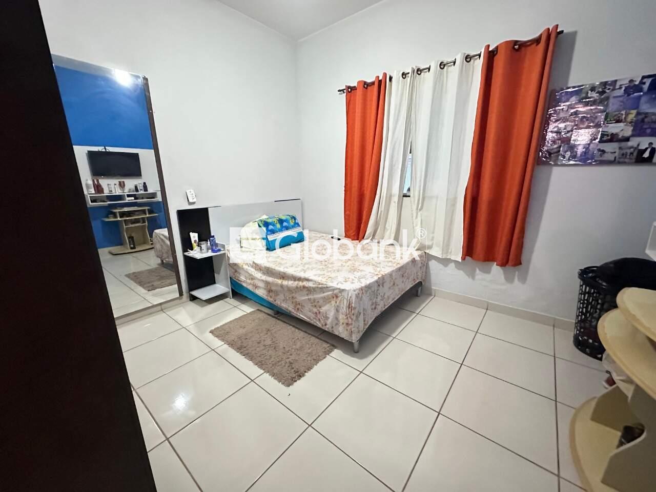 Casa 3 quartos à venda Canelas II 130m² Montes Claros MG: 
