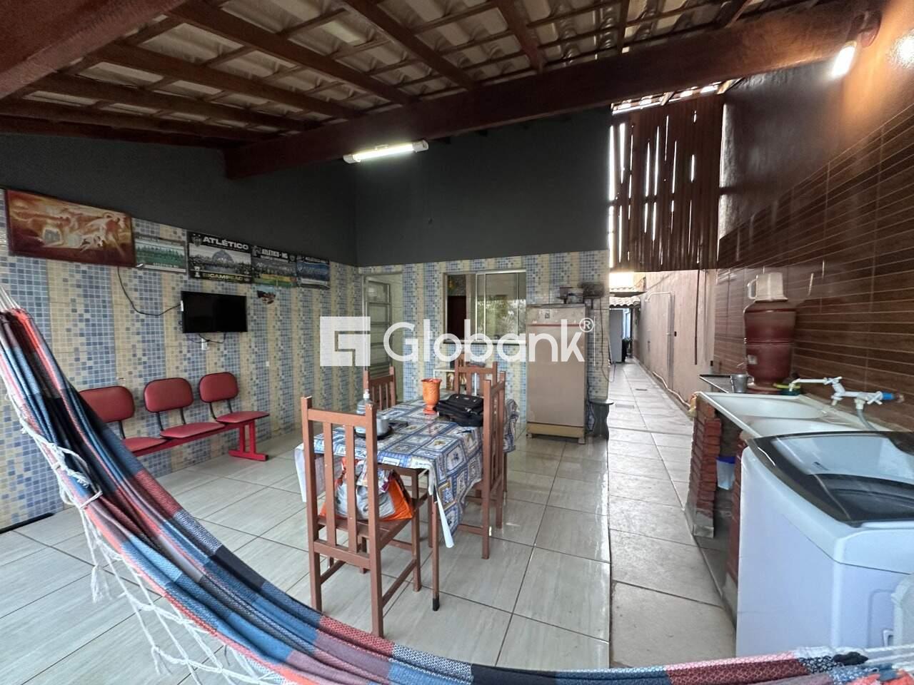 Casa 3 quartos à venda Canelas II 130m² Montes Claros MG: 