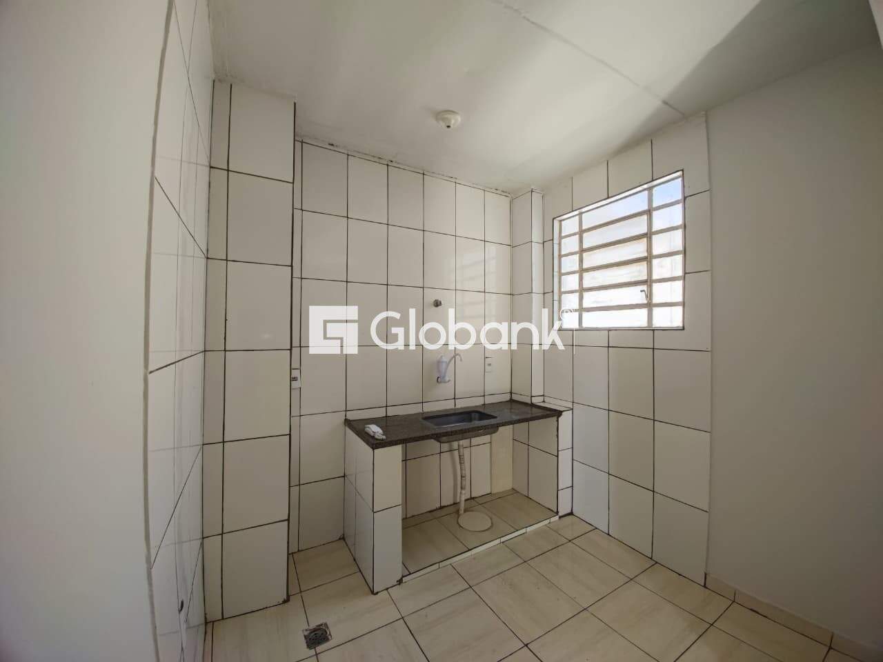 Kitnet 1 quarto à venda Centro 25m² Montes Claros MG: 