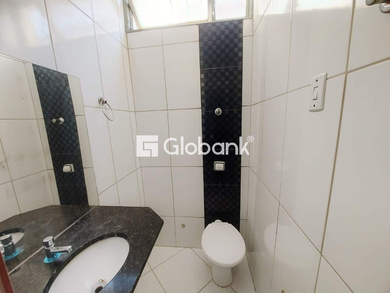 Apartamento 4 quartos à venda São José 96m² Montes Claros MG: BANHEIRO SOCIAL
