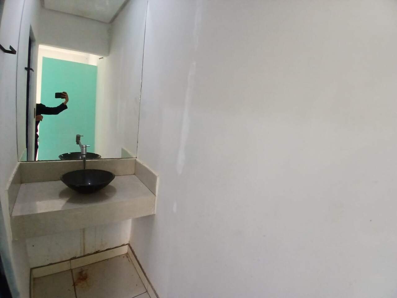 Ponto comercial para aluguel Augusta Mota 470m² Montes Claros MG: Lavabo