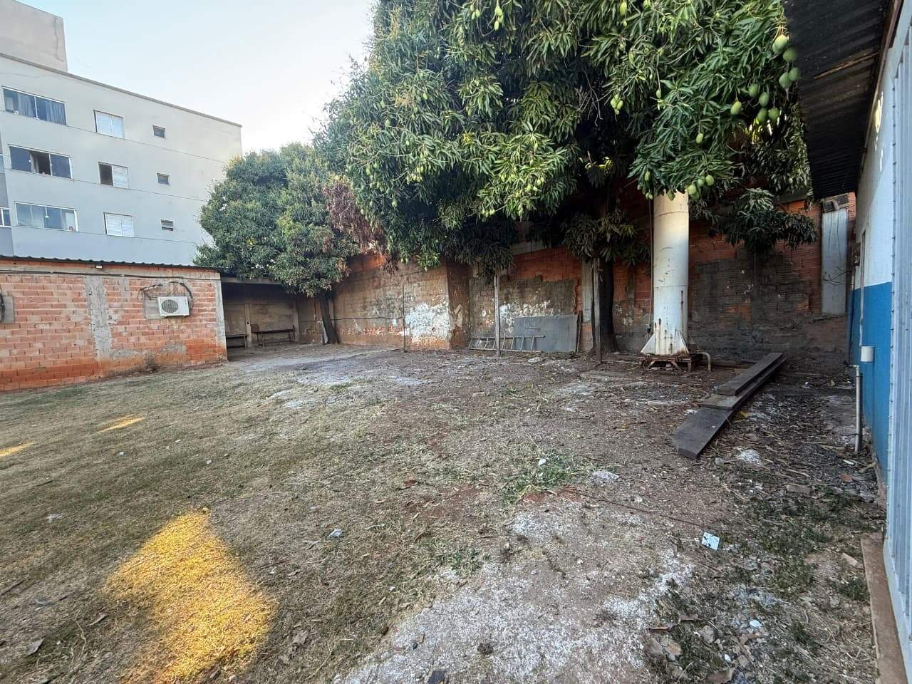 Ponto comercial para aluguel Augusta Mota 470m² Montes Claros MG: Terreno