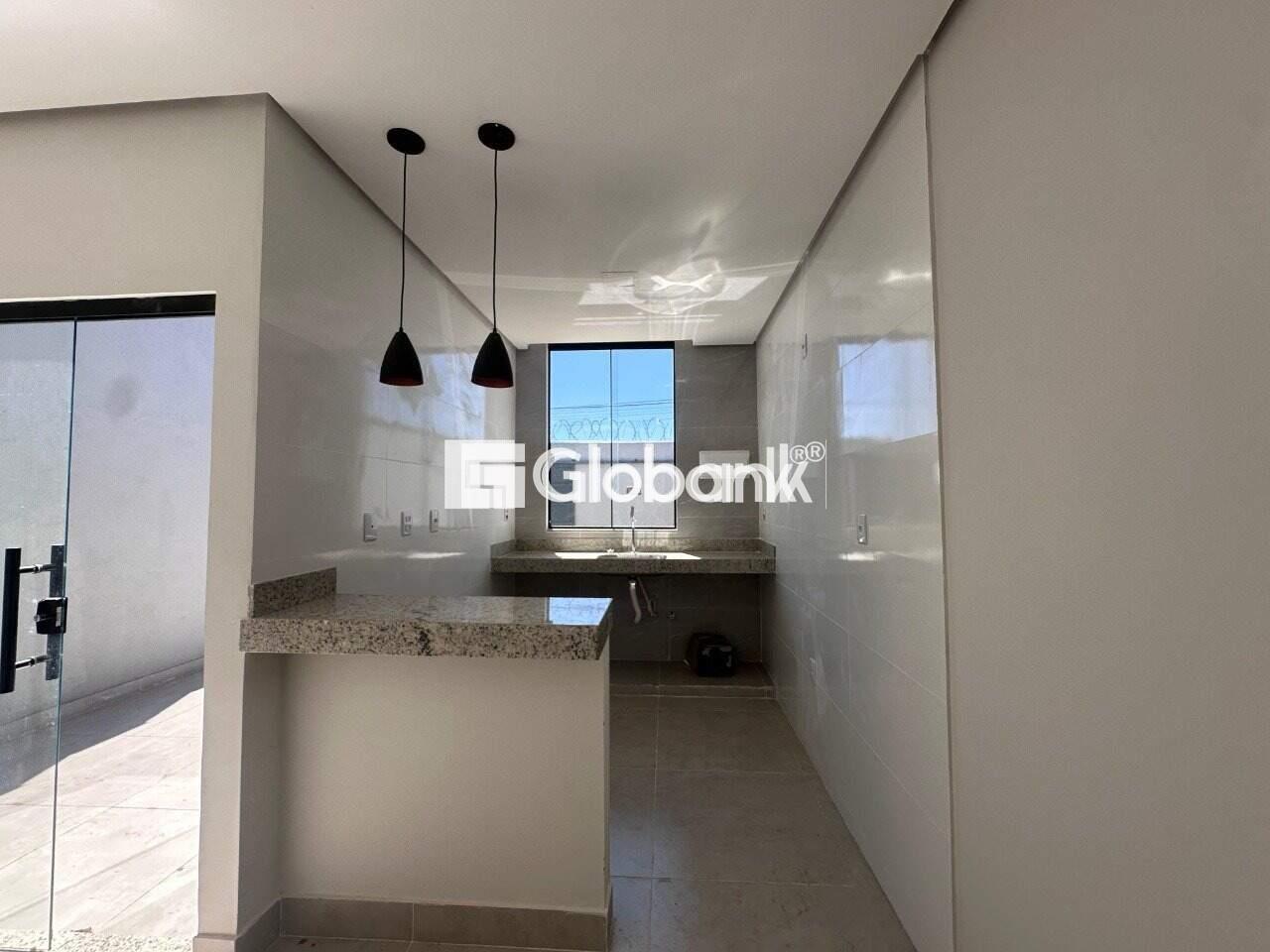 Casa 2 quartos à venda Jardim Olímpico 45m² Montes Claros MG: 